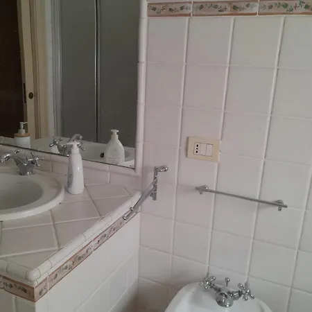 Anna & Maio Appartement *